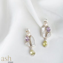 Load image into Gallery viewer, Hana Rakhi Gift Set For Sister