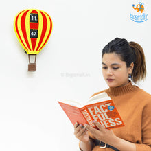 Load image into Gallery viewer, Hot Air Balloon Flip Clock