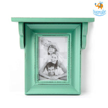Load image into Gallery viewer, Wooden Photo Frame Shelf