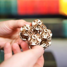 Load image into Gallery viewer, Ugears Flexi-Cubus Puzzle

